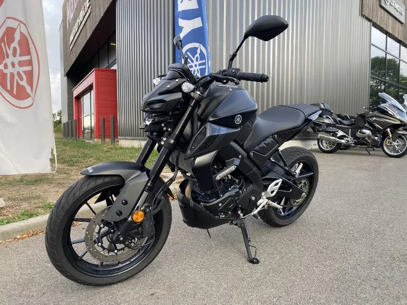 MT125 ABS
