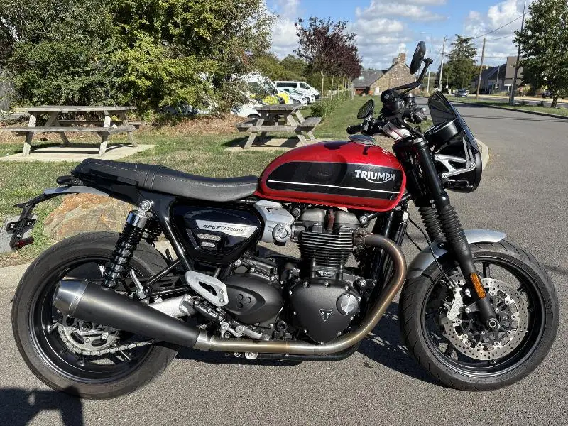 SPEED TWIN 1200