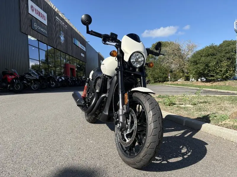 STREET ROD 750