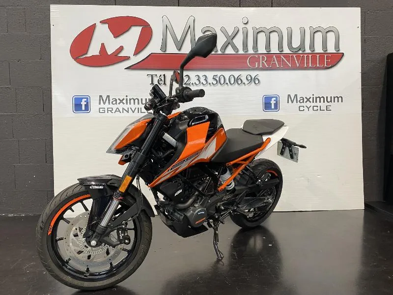 125 DUKE ABS