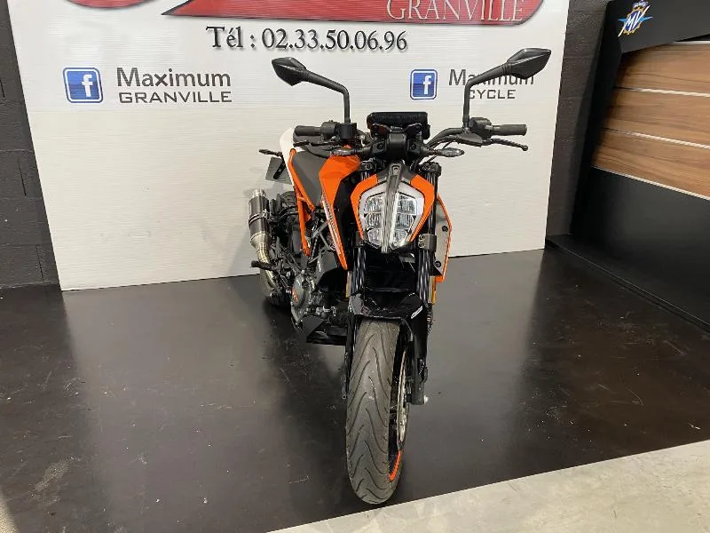 125 DUKE ABS