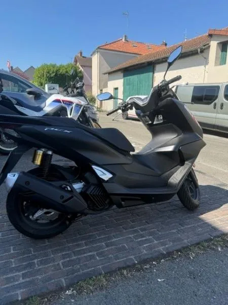 PCX 125