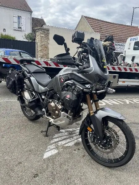 CRF 1100 L AFRICA TWIN ADVENTURE SPORTS