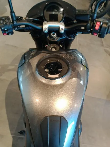 TRIDENT 660