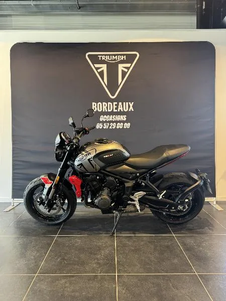 TRIDENT 660