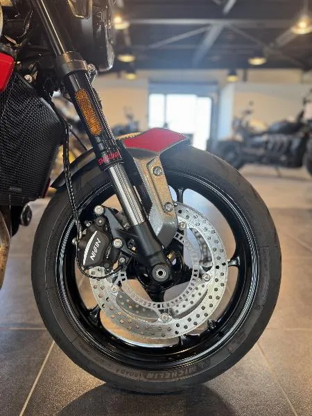 TRIDENT 660