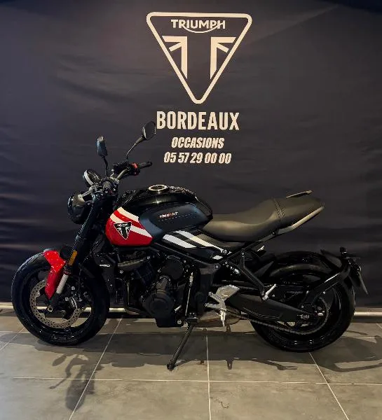 TRIDENT 660