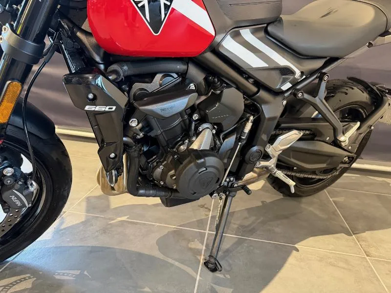 TRIDENT 660