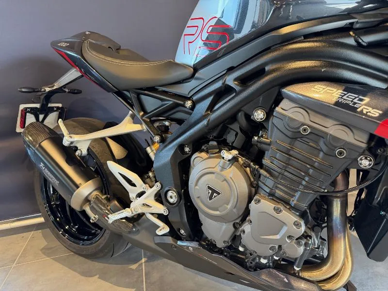SPEED TRIPLE 1200 RS