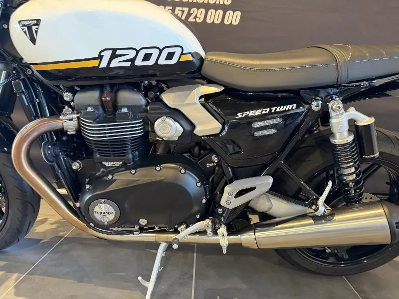 SPEED TWIN 1200
