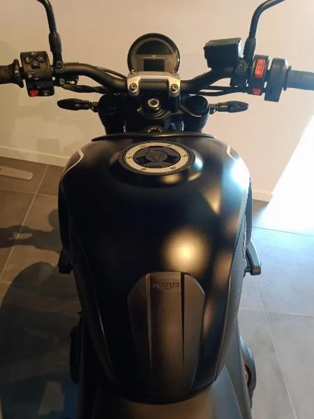TRIDENT 660