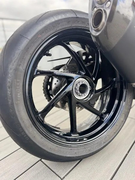 SPEED TRIPLE 1200 RS