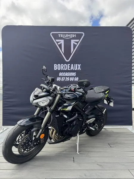 STREET TRIPLE 765 RS