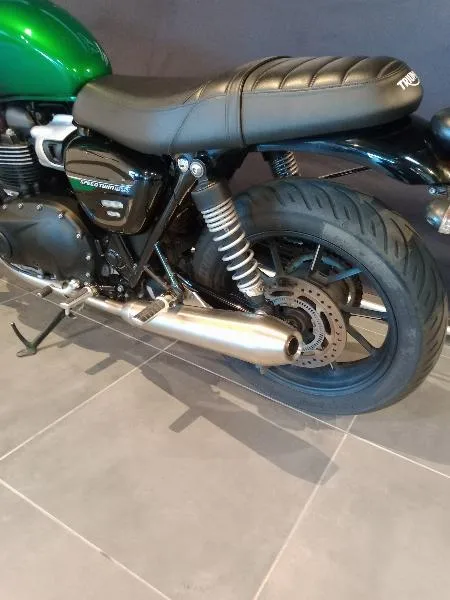 SPEED TWIN 900