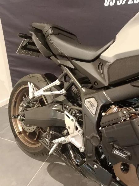 CB 650 R eClutch