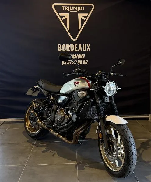 XSR 700 XTRIBUTE