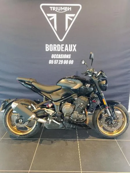 TRIDENT 800