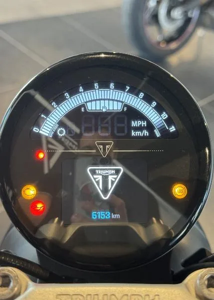 TRIDENT 660