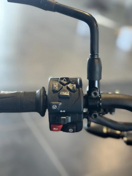 TRIDENT 660