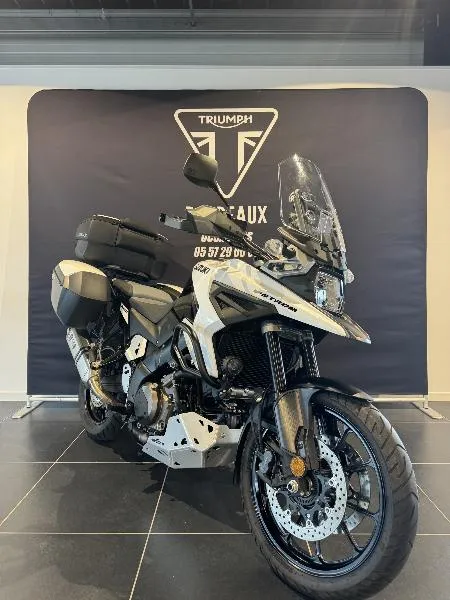 DL VSTROM 1050