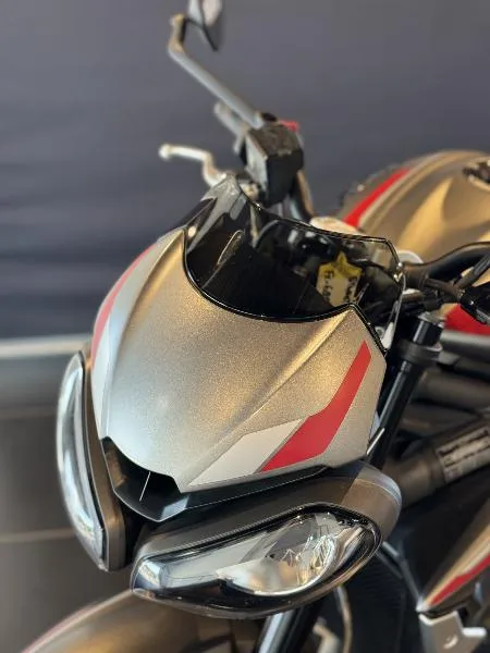 STREET TRIPLE 765 R