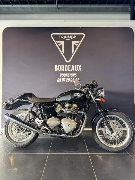 THRUXTON 900 2014
