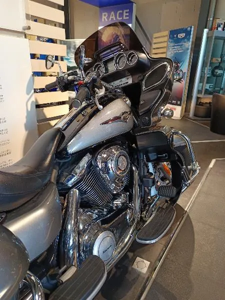 VN 1700 VOYAGER