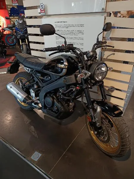XSR 125 Legacy 2022