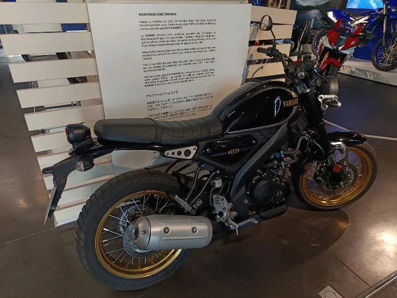 XSR 125 Legacy