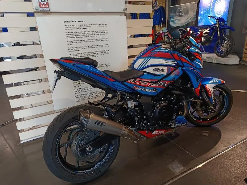 GSXS 750