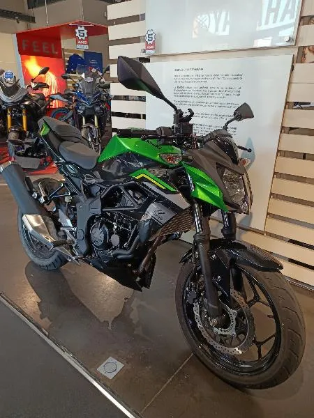 Z125