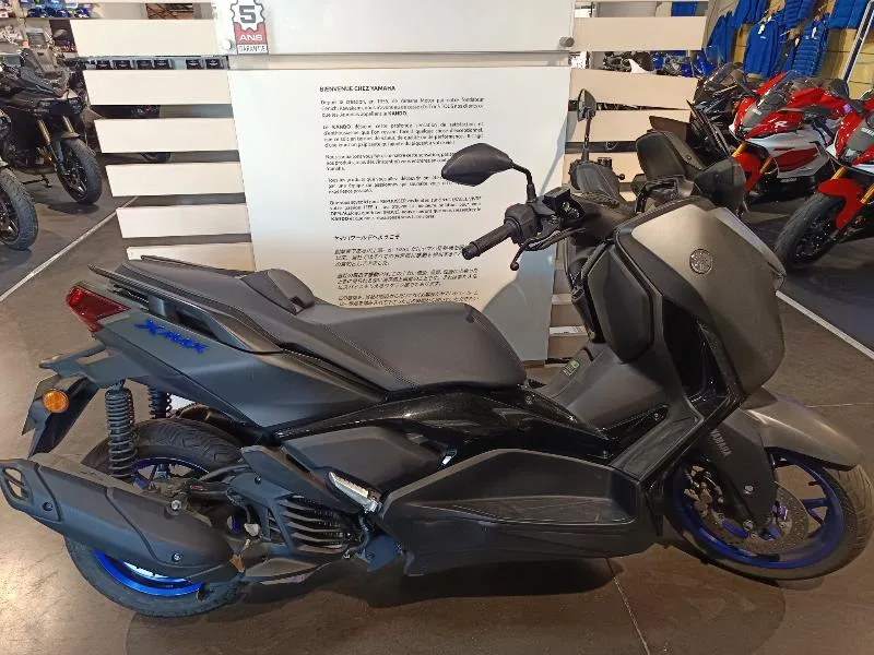 XMAX 125