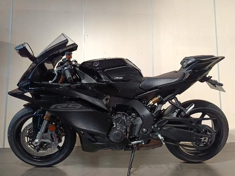 YZFR9