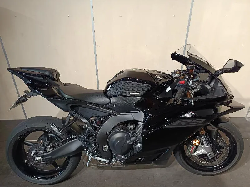 YZFR9