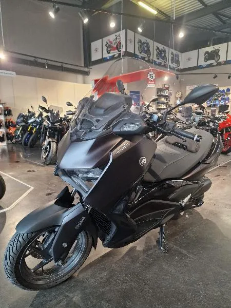 XMAX 125 TECH MAX