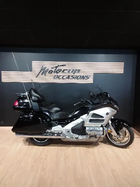 GL1800 GOLDWING