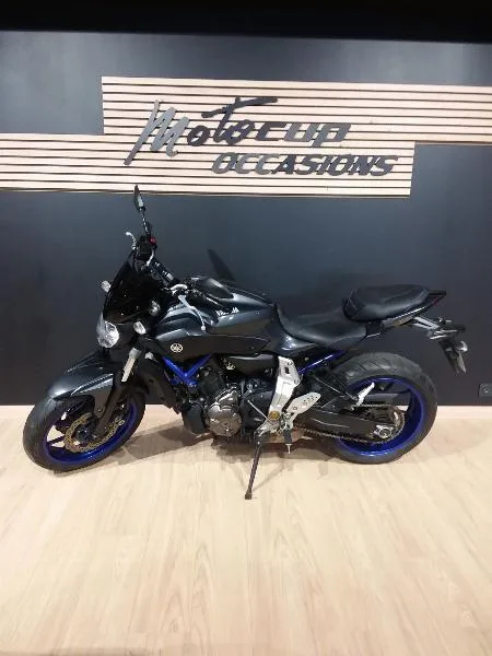 MT07