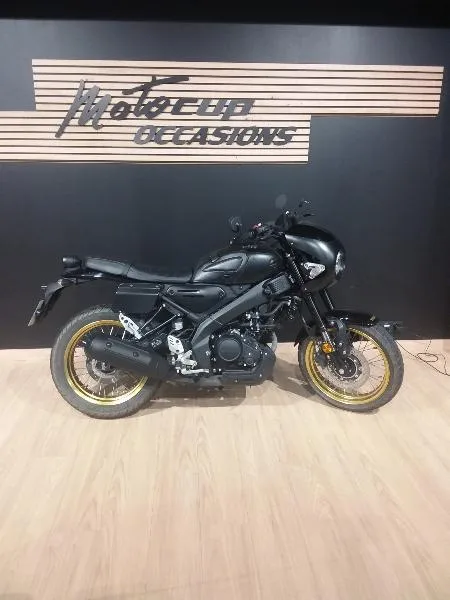 XSR 125 Legacy