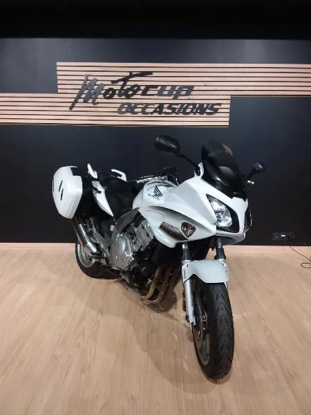 CBF 1000 F