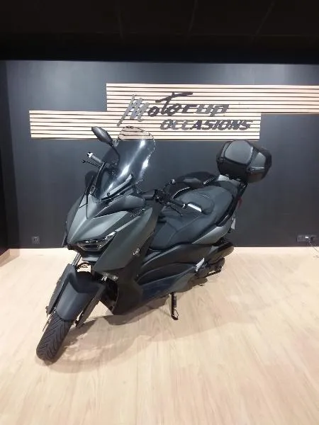 XMAX 125 TECH MAX