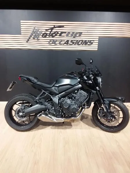 CB 650 R
