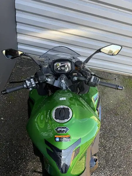 NINJA 1100 SX SE