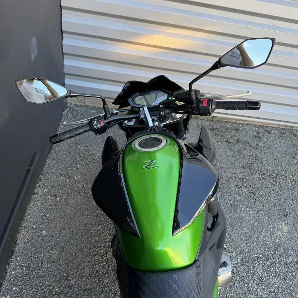 Z 800