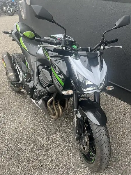 Z 800