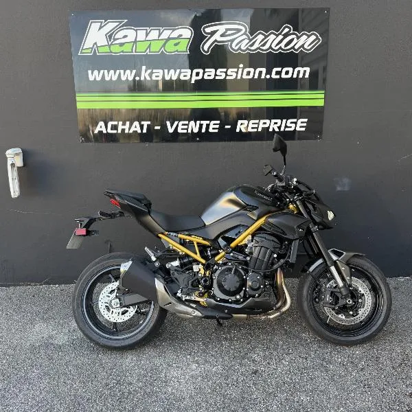 Z 900
