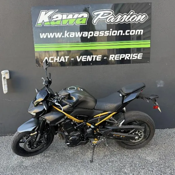 Z 900