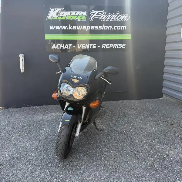 GSX 750 F