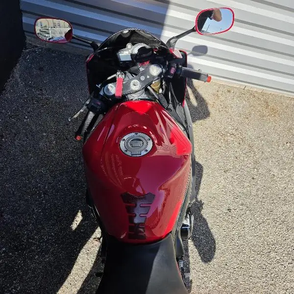 YZF 1000 R1