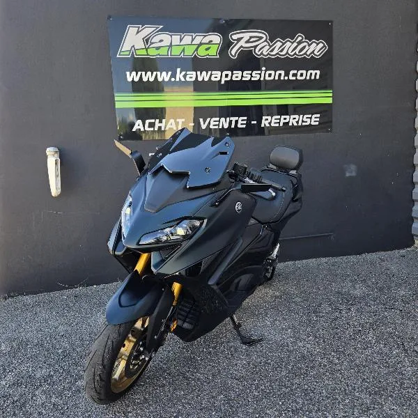XP TMAX 560 TECH MAX
