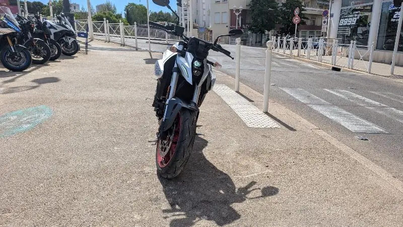 GSX8S